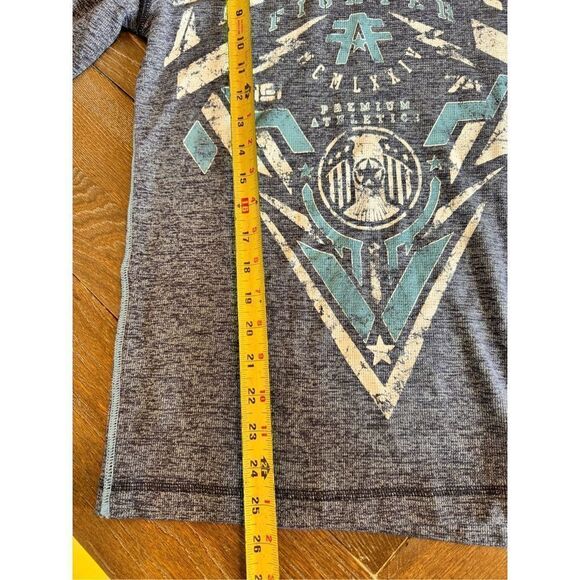 D65 The Buckle American Fighter NWT Logo Long Sleeve Thermal Top Men’s Size Smal - Picture 8 of 8